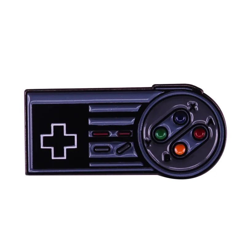 Pin Esmaltado Joystick | Coleccionables, figuras y artículos geek en PiedraBruja Chile