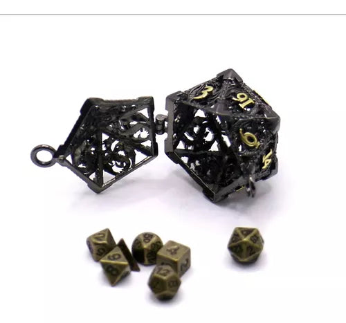 Colgante: Jaula D20 con Set Dados Mini Hierro