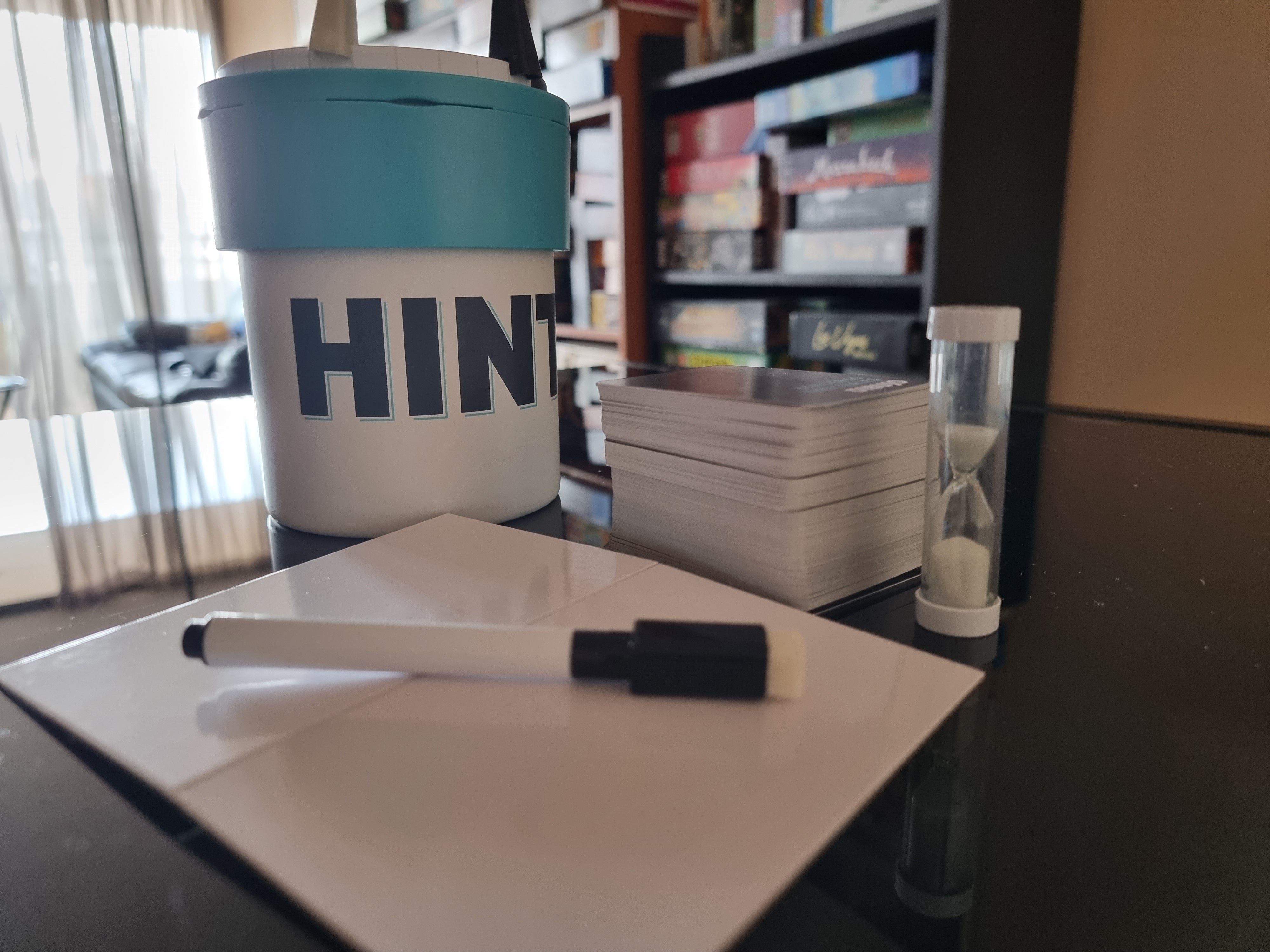 Contenido hint el juego de mesa