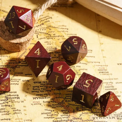 Especial - Madera Brillante | Dados para juegos de rol y mesa en PiedraBruja Chile