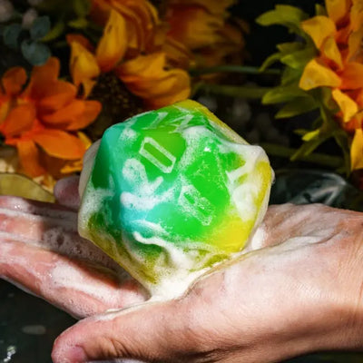 Especial - Jabon D20 Fragancia a Durazno | Dados para juegos de rol y mesa en PiedraBruja Chile