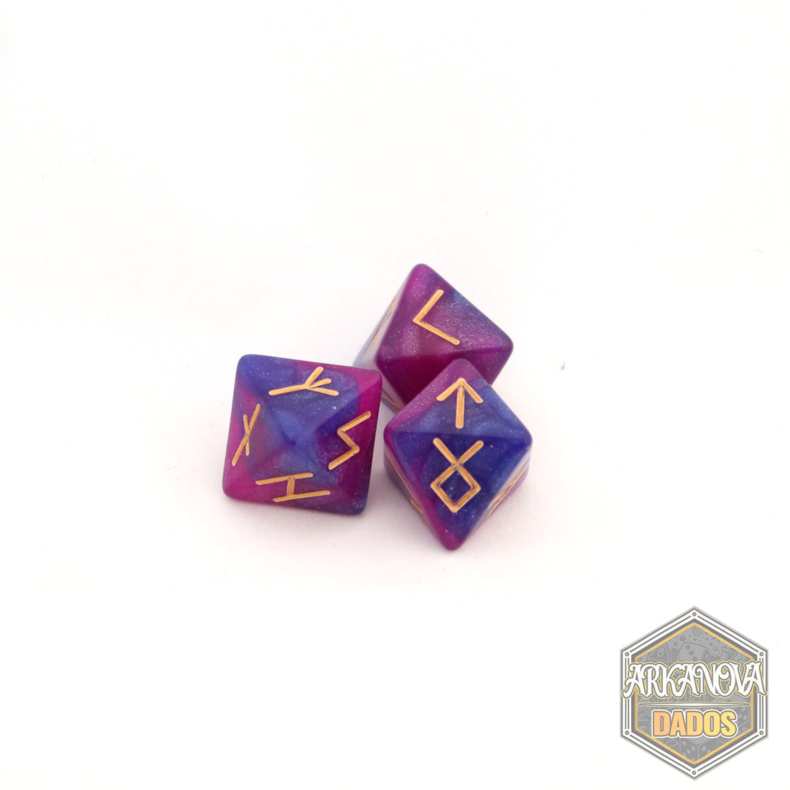 D8 Especial - Futhark Runas en Púrpura