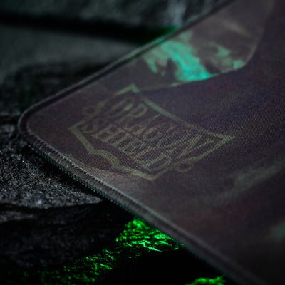 Playmat Dragon Shield Halloween 2026 detalle borde cosido