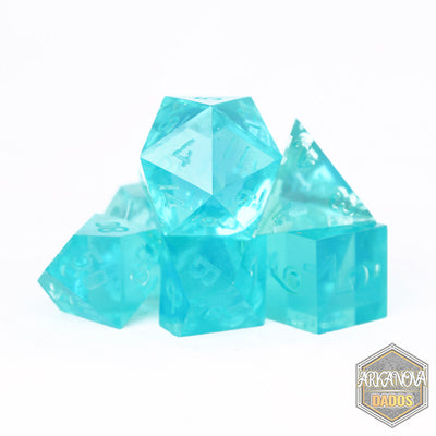 Cristal Aquamarina (Unpainted) | Dados para juegos de rol y mesa en PiedraBruja Chile
