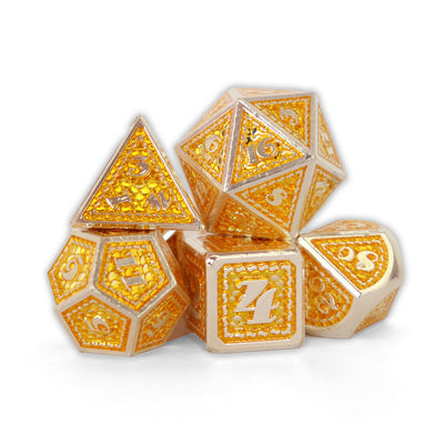 Metálico Escamado Plateado Amarillo | Dados para juegos de rol y mesa en PiedraBruja Chile