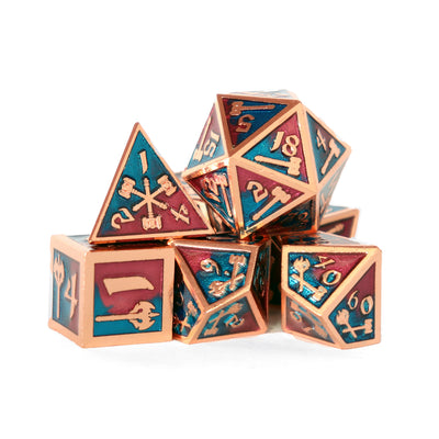 Metálico Cobre con Hachas Esmaltado | Dados para juegos de rol y mesa en PiedraBruja Chile