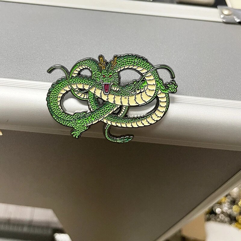 Pin Esmaltado Shenlong | Coleccionables, figuras y artículos geek en PiedraBruja Chile