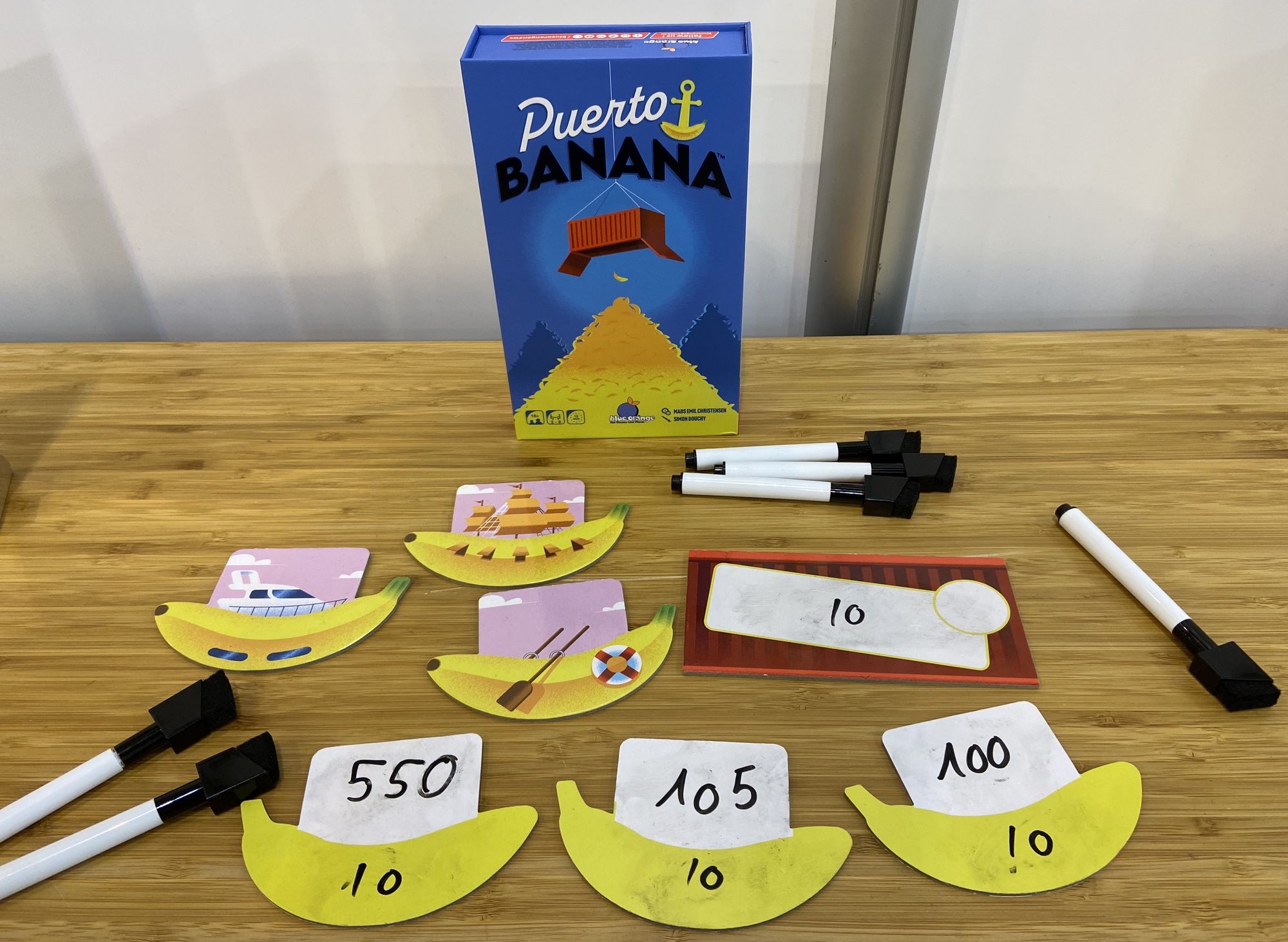 Contenido del juego de mesa puerto banana