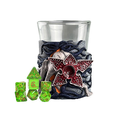 Stranger Things Mini Dice Cups - Blind Box | Dados para juegos de rol y mesa en PiedraBruja Chile