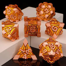 Metálico Armored Amarillo y Rosa en Brick | Dados para juegos de rol y mesa en PiedraBruja Chile