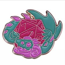 Pin Esmaltado - Ice Dragon D20 | Coleccionables, figuras y artículos geek en PiedraBruja Chile