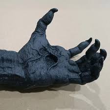 Mano Aterradora de Vecna | Coleccionables, figuras y artículos geek en PiedraBruja Chile